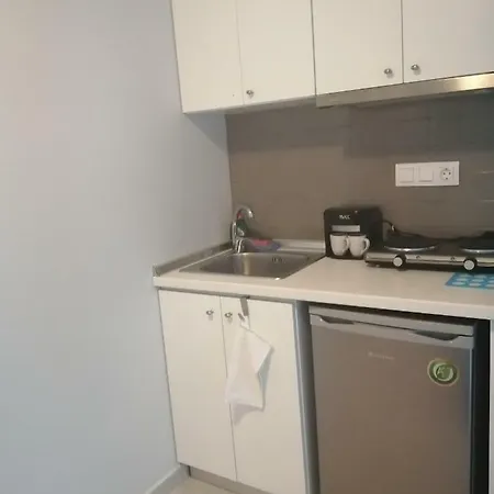 Mavi 스타브로스